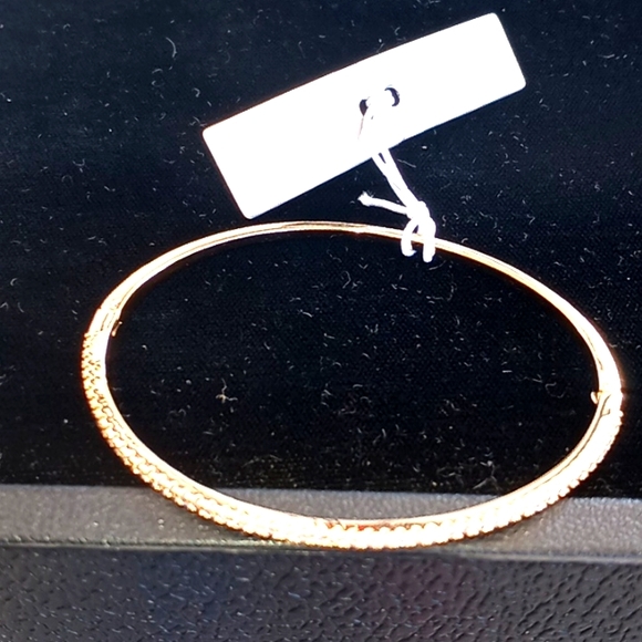 Nordstrom Gold Cubic Zirconia Bangle Bracelet - Picture 2 of 13